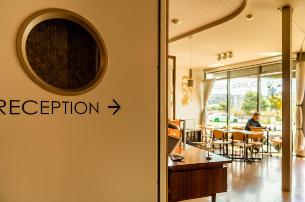 Ohtel Wellington Hotel ภายนอก รูปภาพ